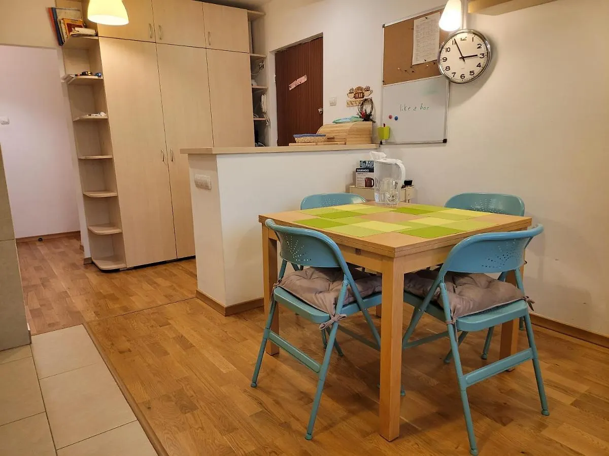 Family Friendly With Kids Room, Quiet And Peaceful Bukarest Lägenhet
