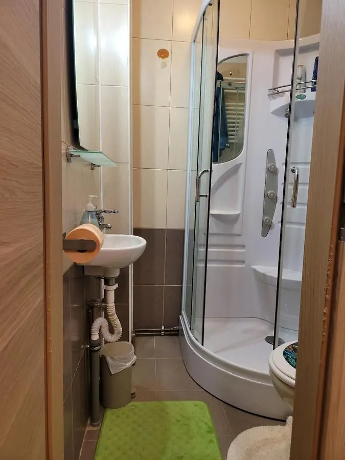 Family Friendly With Kids Room, Quiet And Peaceful Bukarest Lägenhet