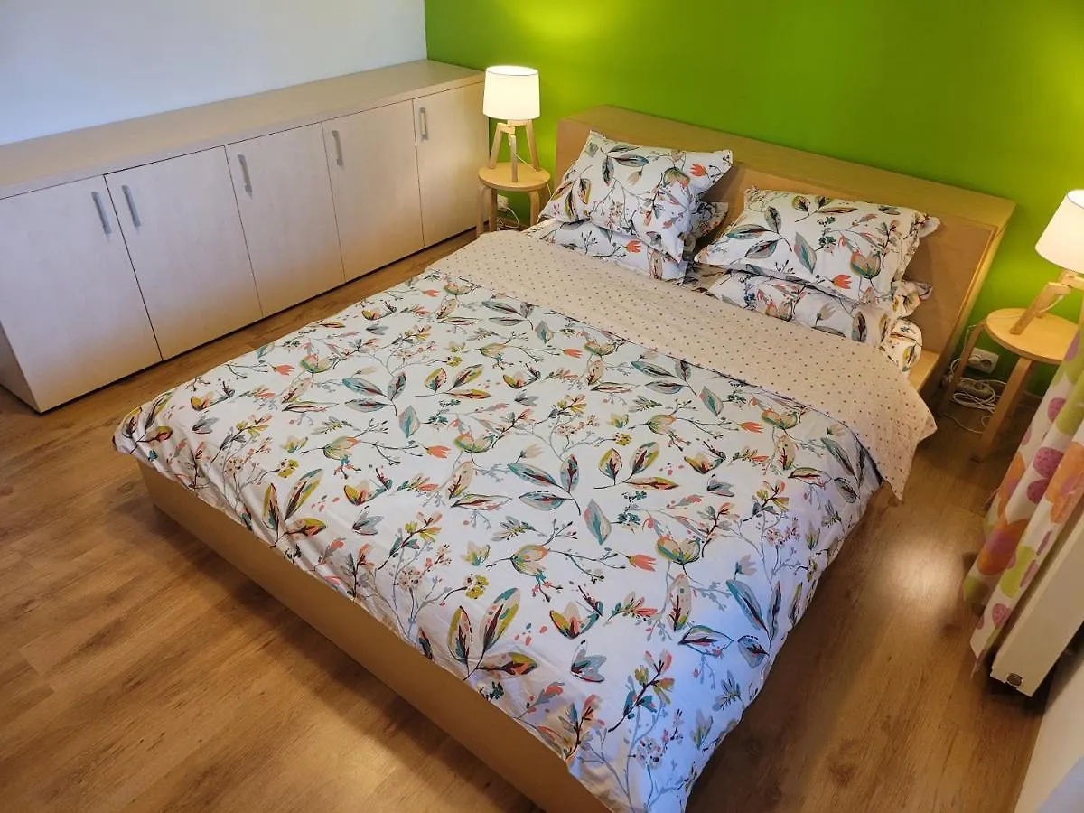 Family Friendly With Kids Room, Quiet And Peaceful Bukarest Rumänien
